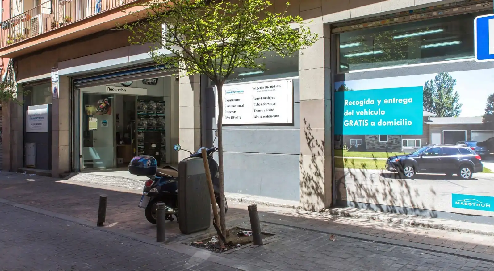 Fachada y acceso a Taller Maestrum Cuatro Caminos en calle Guipúzcoa 7, Madrid